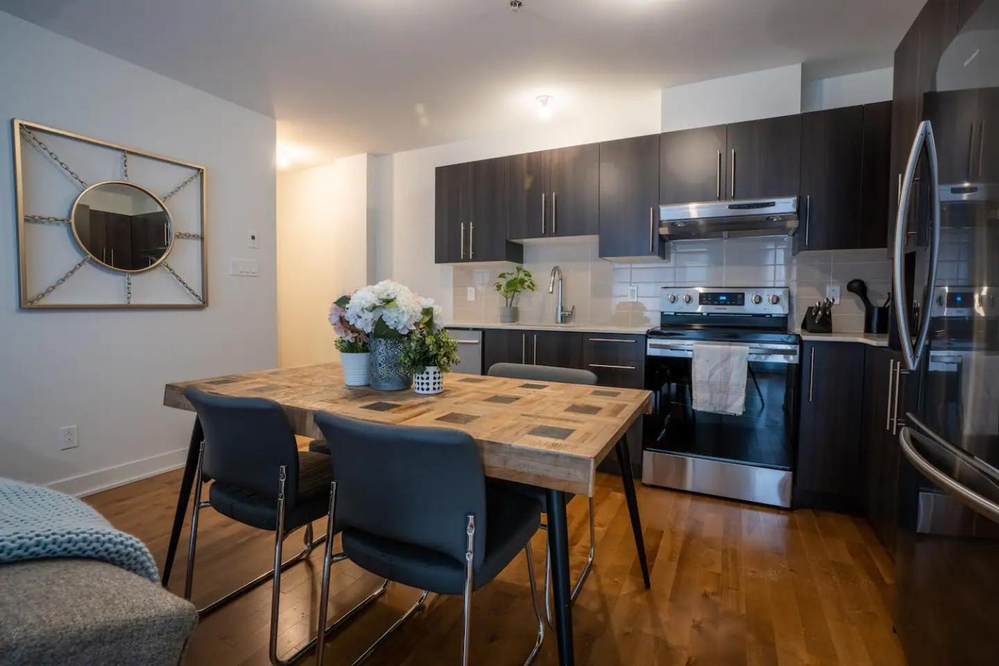 Rozenhaus Montreal Hotel Bilik gambar